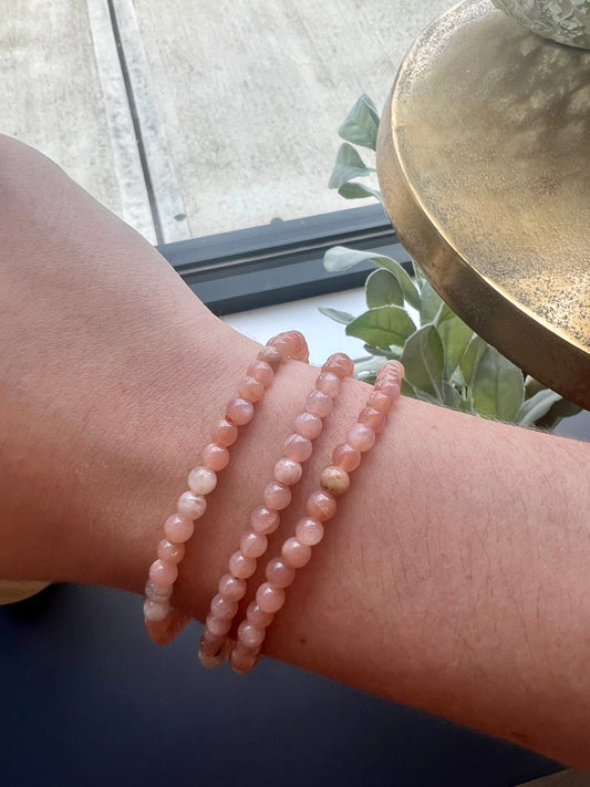 Peach Moonstone Bracelet- Healing, Calming, Good Luck, Intuition, Divine Connection